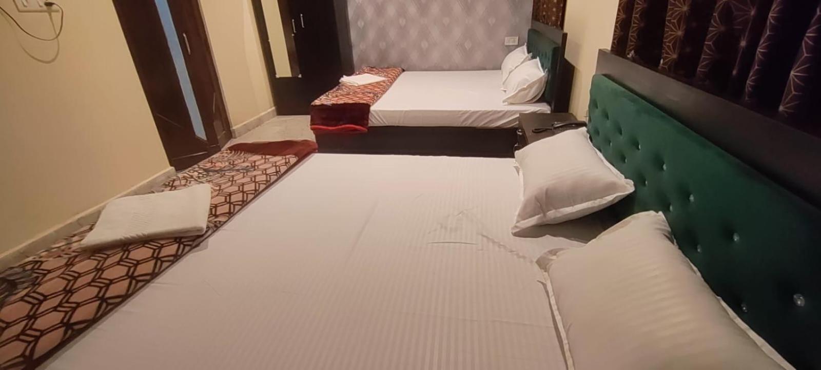 Raghuvanshi Paying Guest House, Varanasi