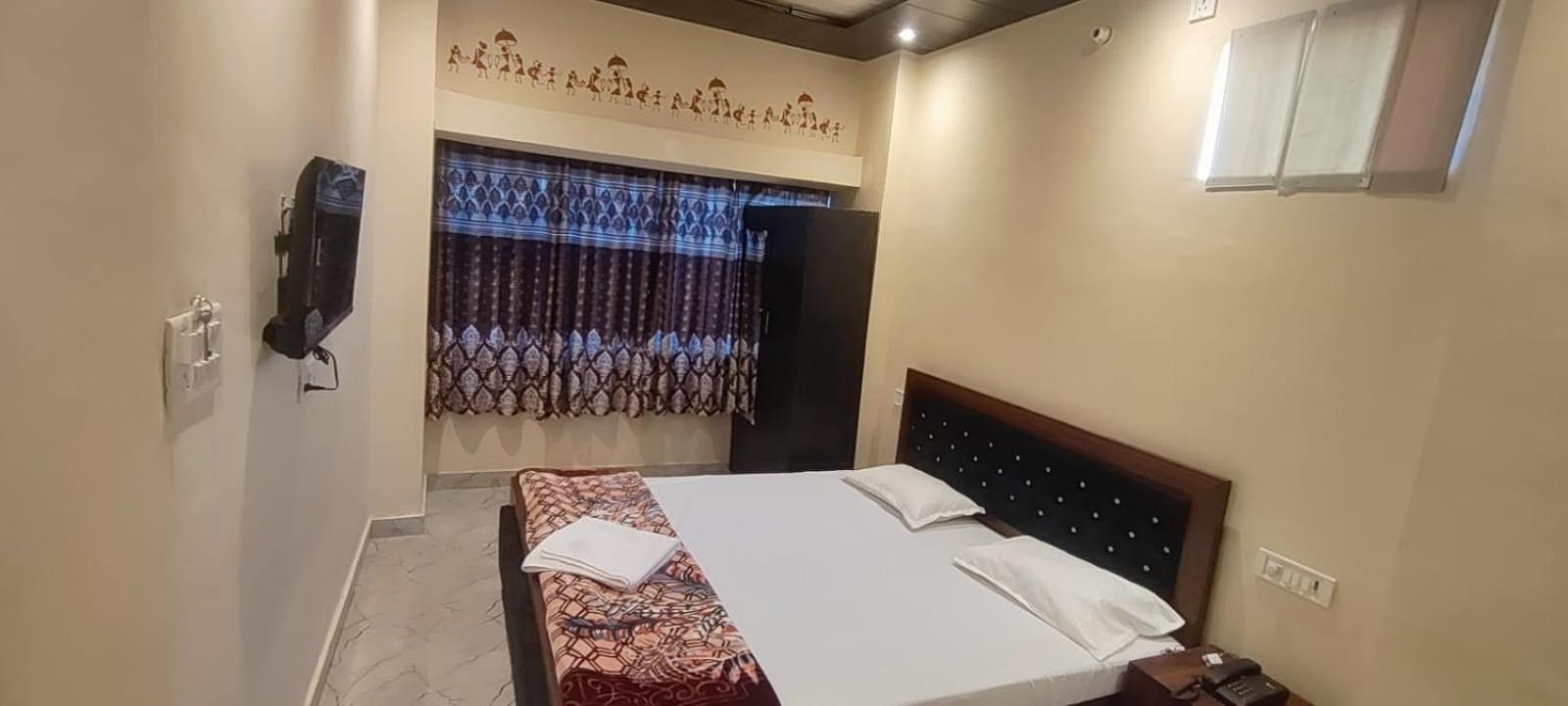 Raghuvanshi Paying Guest House — Photos 1
